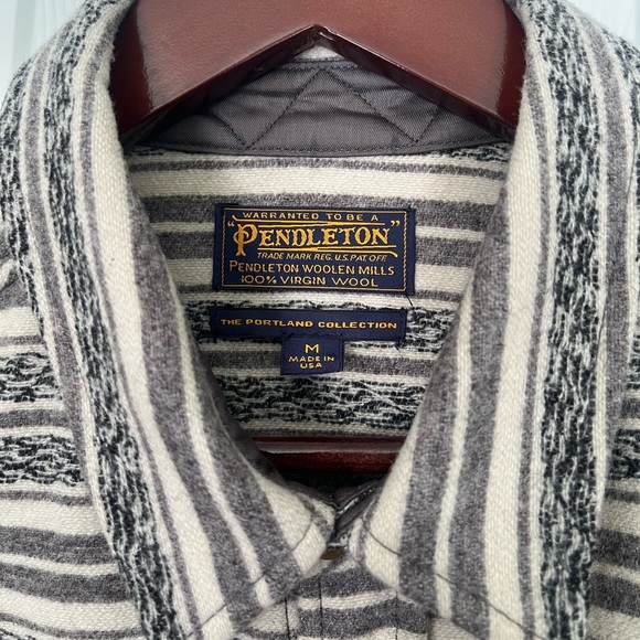 Men’s Pendleton 100% Virgin Wool Board Shirt | Size Medium - Picture 7 of 9